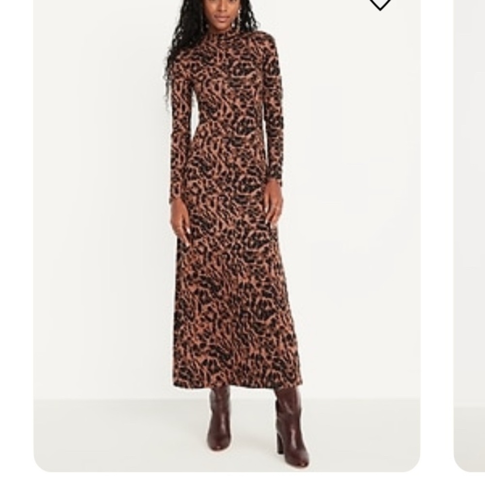 Chic Animal Print MaxiDress